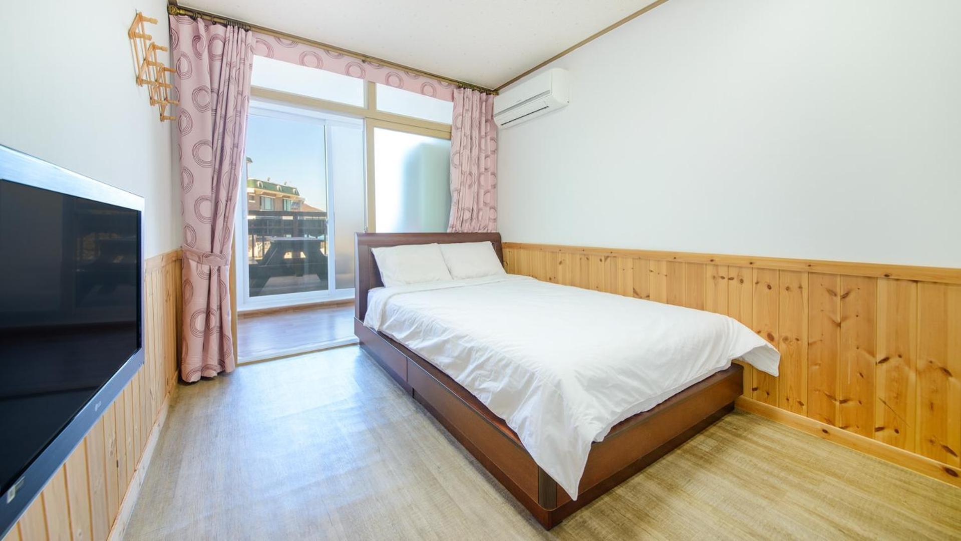 Samcheok Sky Pension Екстериор снимка